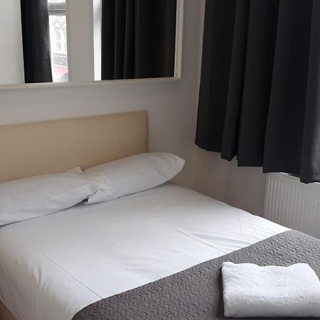 30 Willesden Lane Лондон Экстерьер фото
